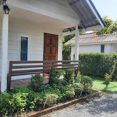 Homlomchomsuan หอมลมชมสวน Apartment Ban Mai  Exterior photo